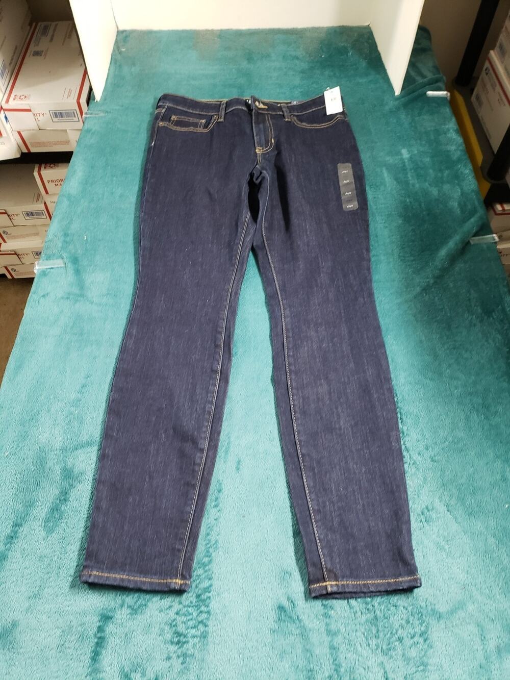 Gap Jeans Size 4 Womens Blue Pants Ladies Denim Mid Rise Favorite Jegging NWT